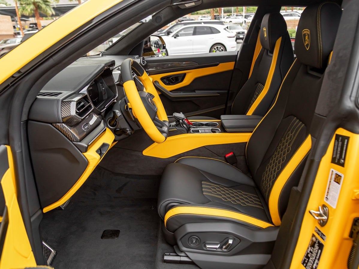 2026 Lamborghini Urus SE