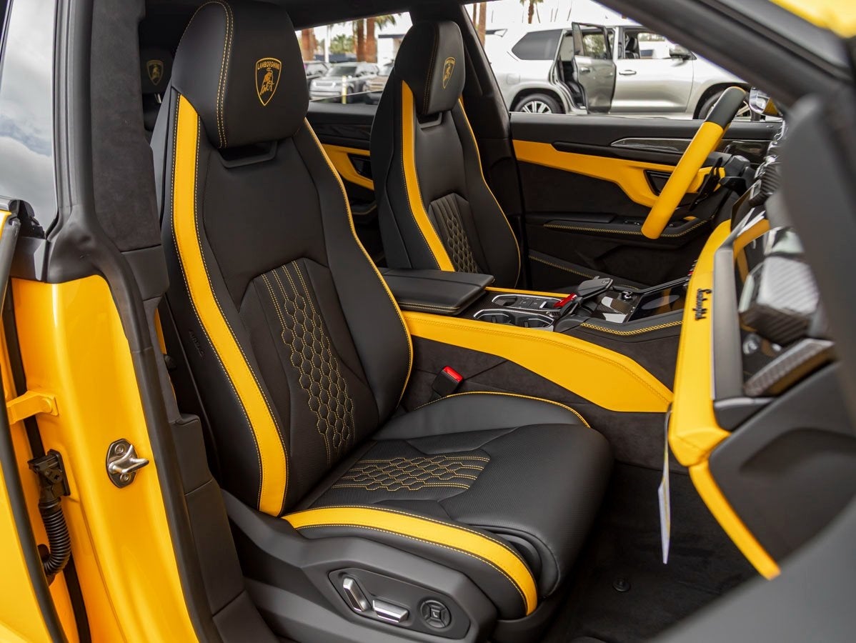 2026 Lamborghini Urus SE