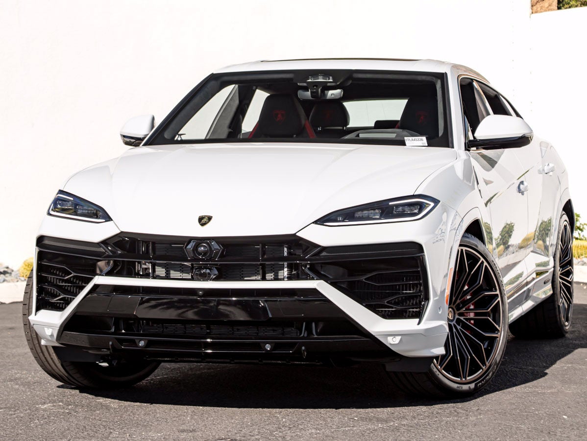 2026 Lamborghini Urus SE