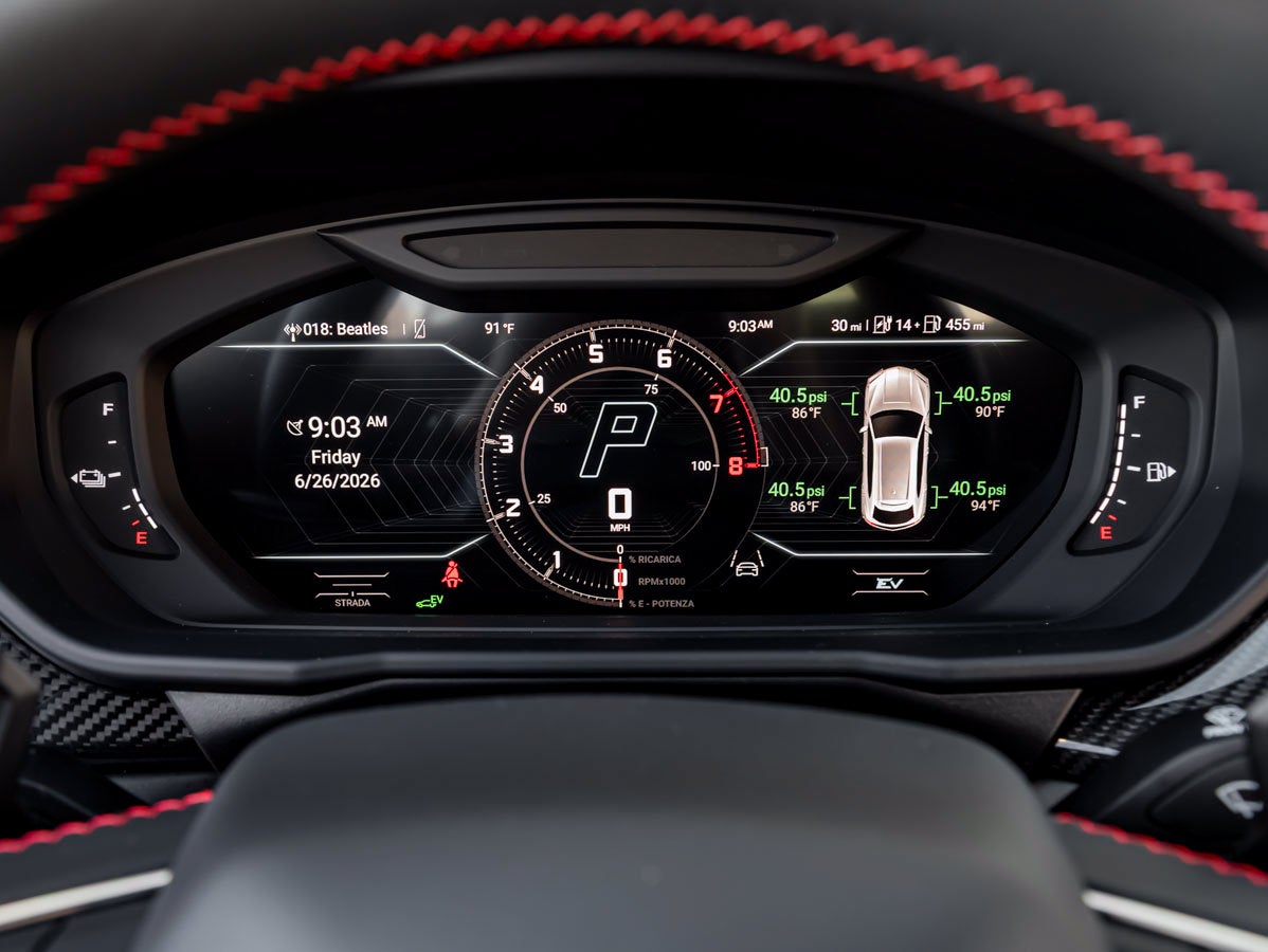 2026 Lamborghini Urus SE