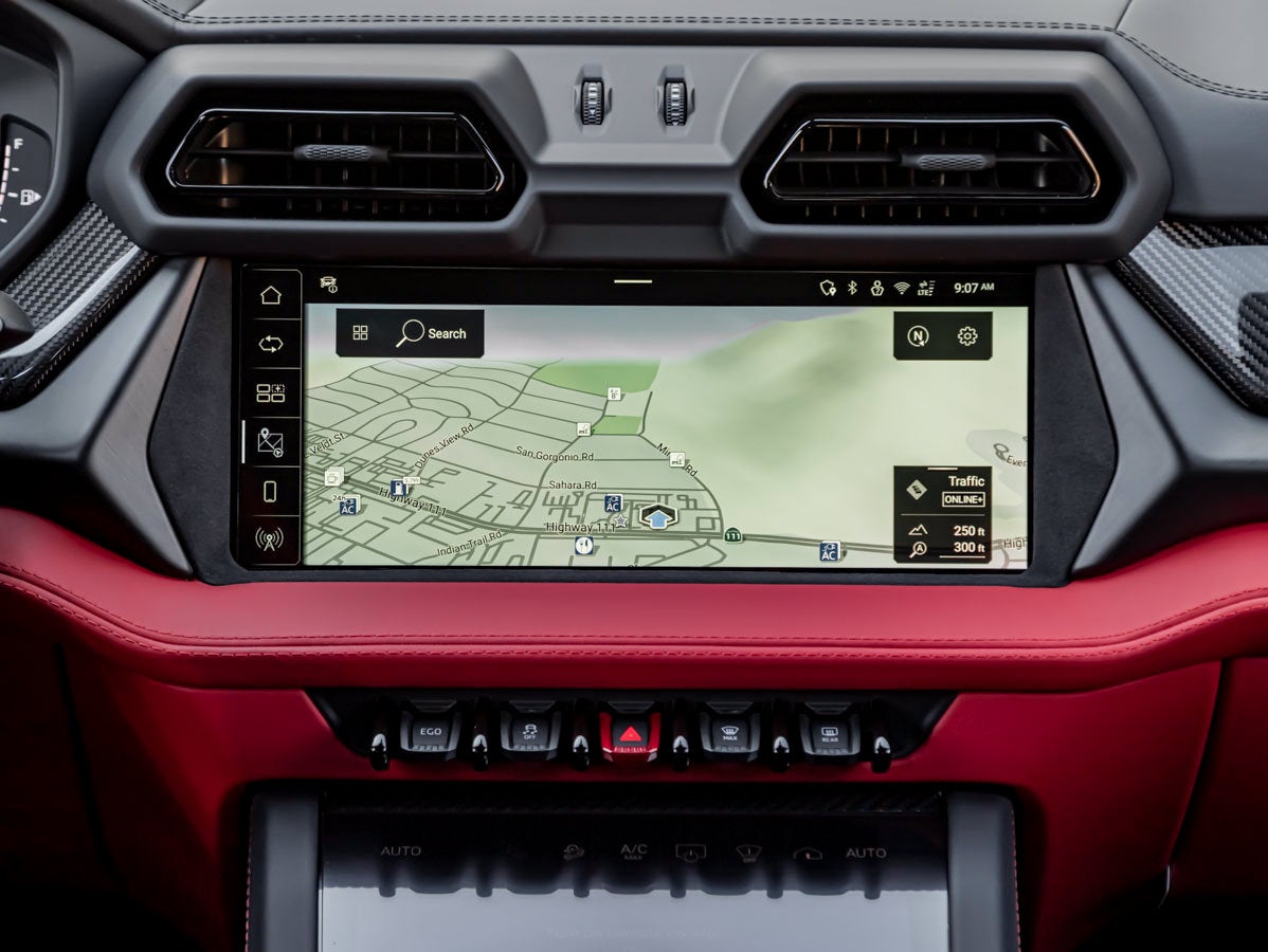 2026 Lamborghini Urus SE