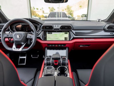 2026 Lamborghini Urus SE