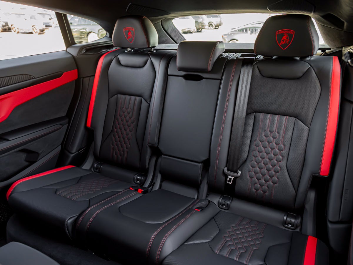2026 Lamborghini Urus SE