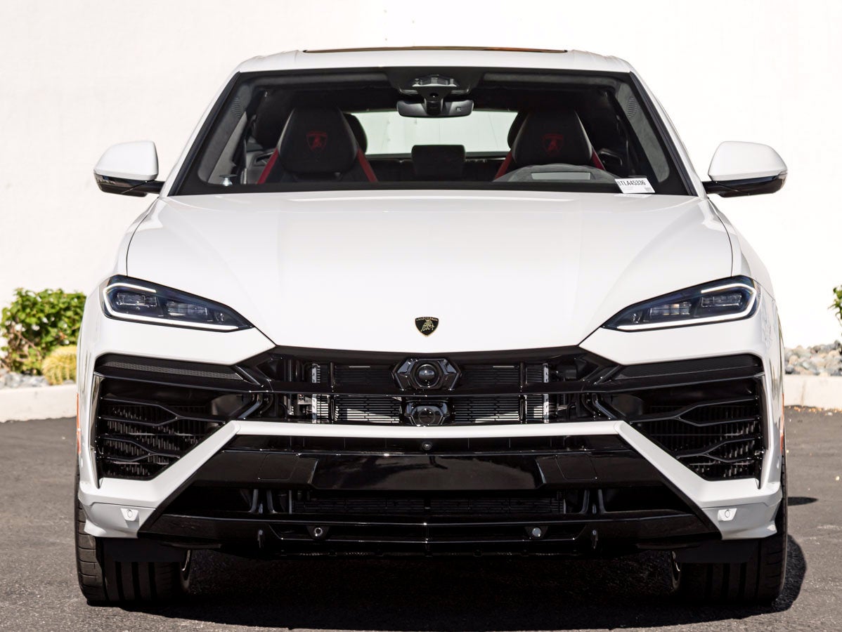2026 Lamborghini Urus SE