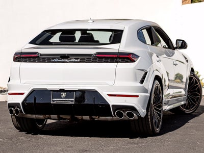 2026 Lamborghini Urus SE