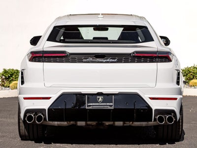 2026 Lamborghini Urus SE