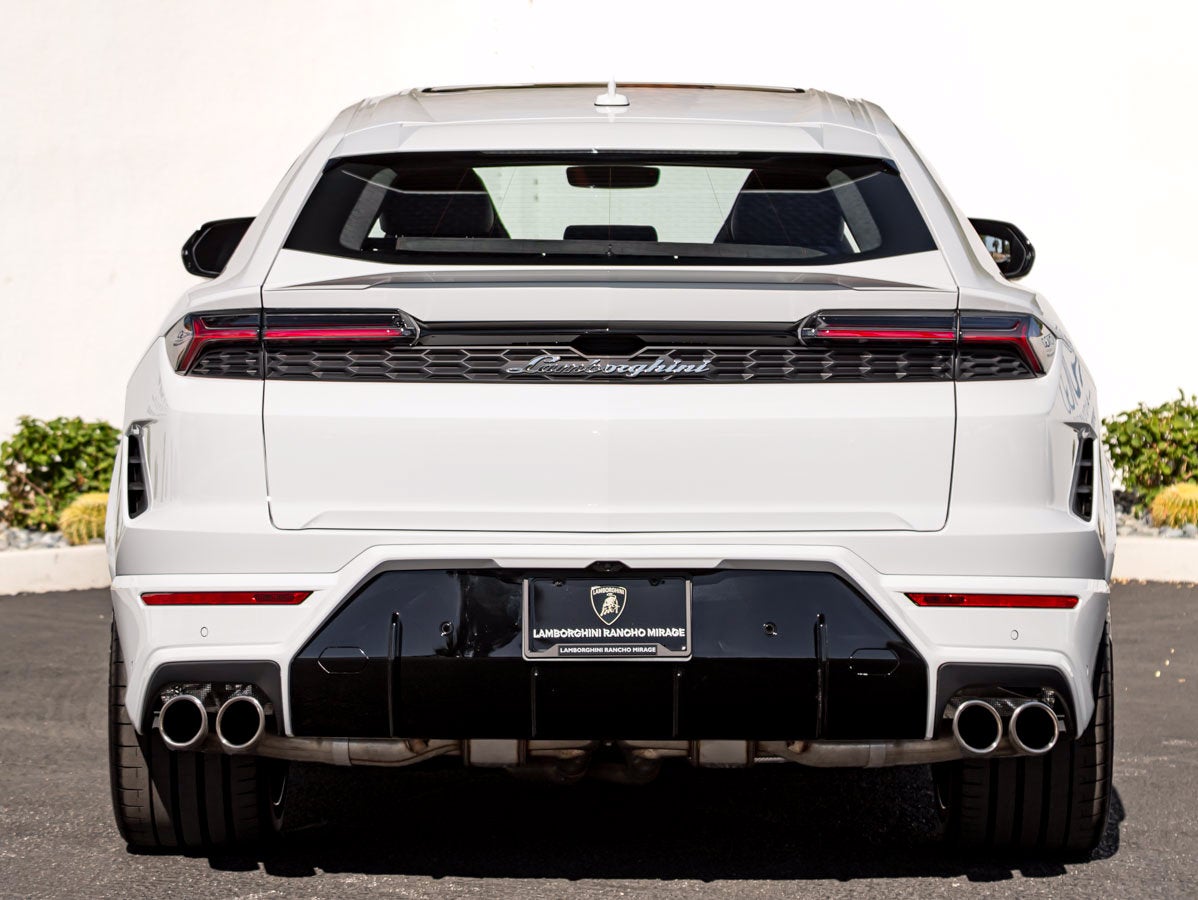 2026 Lamborghini Urus SE