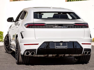2026 Lamborghini Urus SE