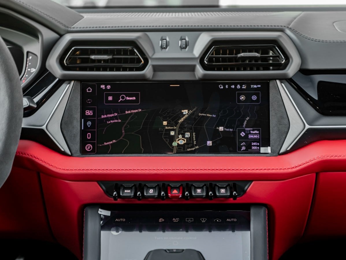 2025 Lamborghini Urus SE