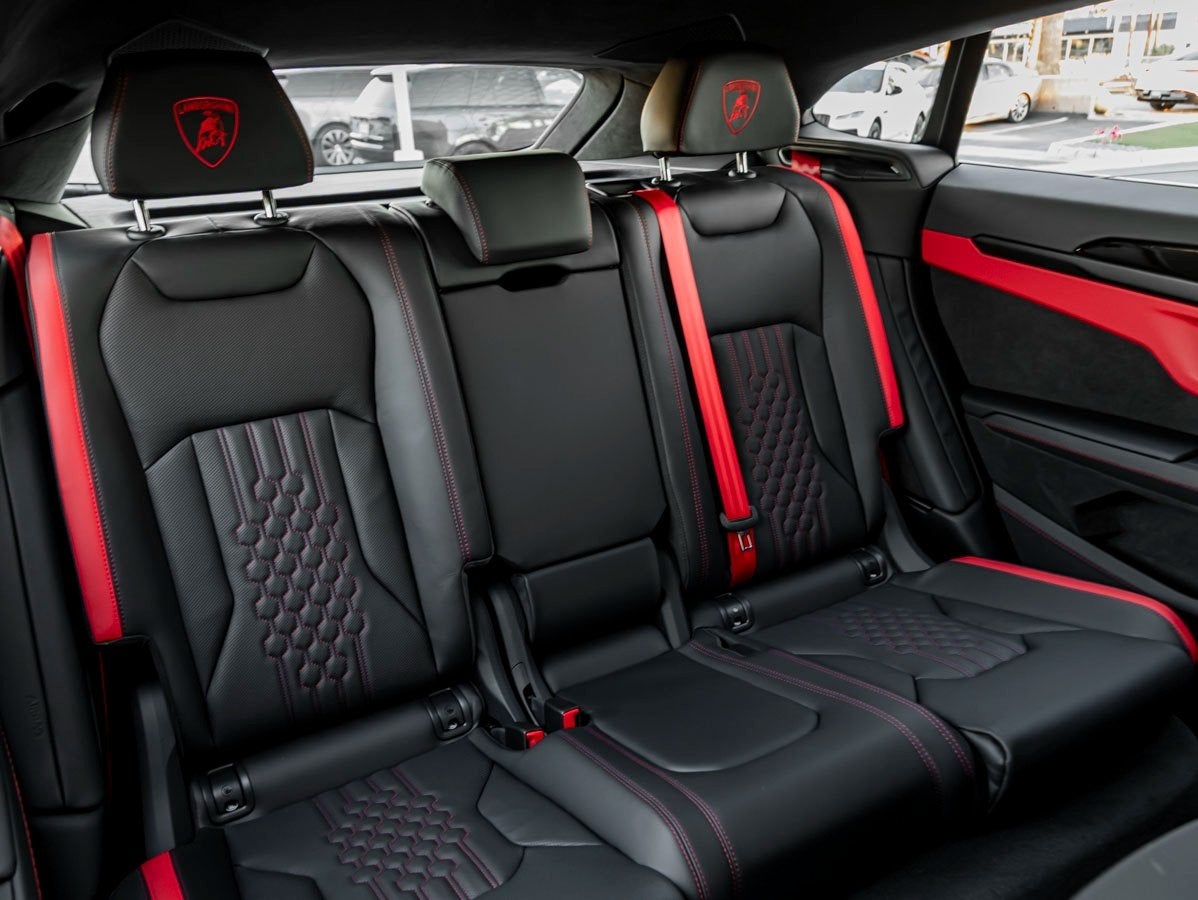 2025 Lamborghini Urus SE