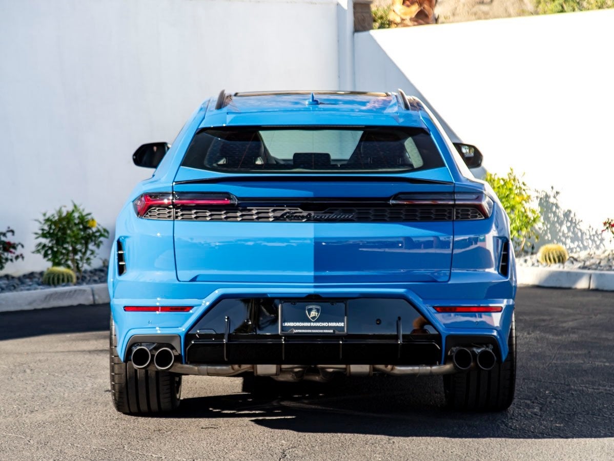 2025 Lamborghini Urus SE
