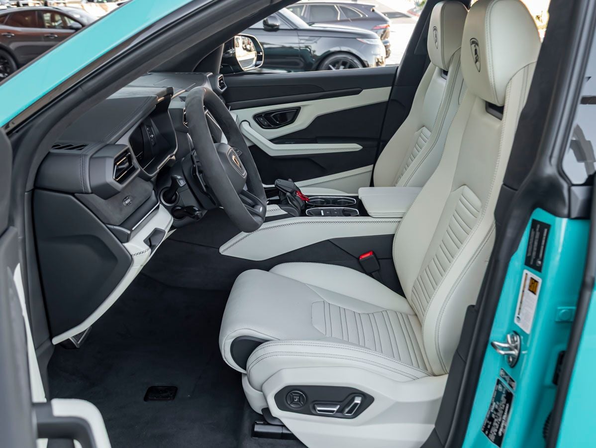 2026 Lamborghini Urus SE