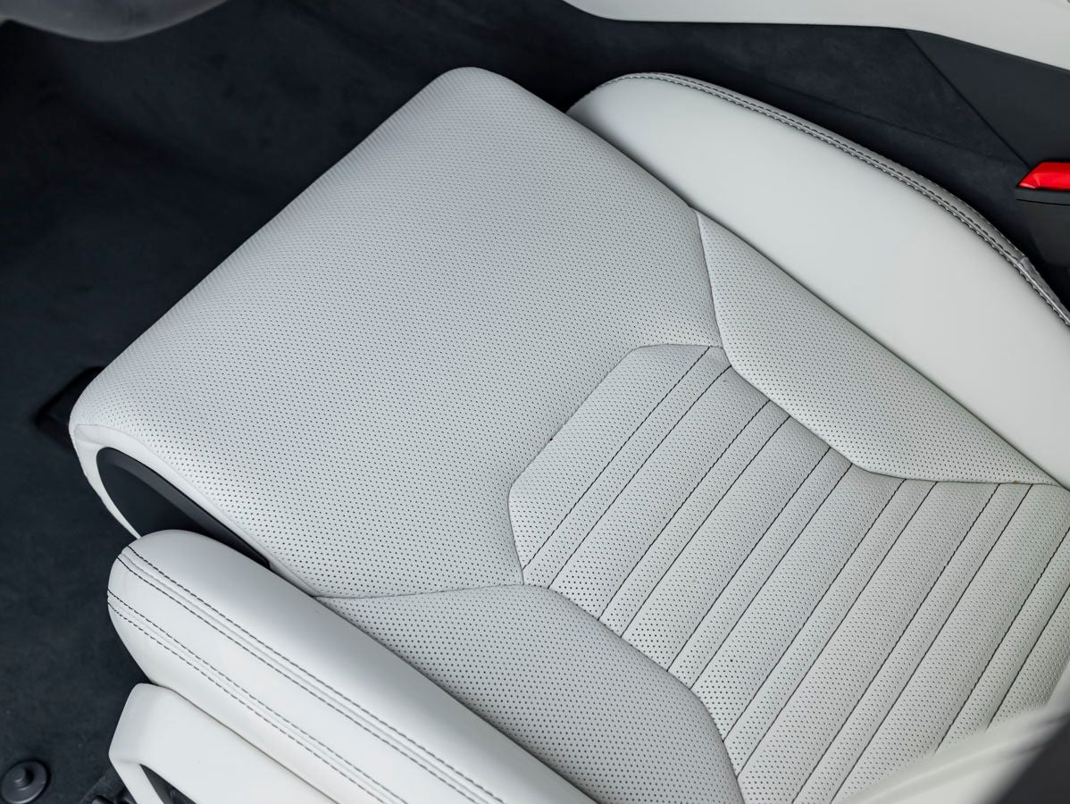 2026 Lamborghini Urus SE