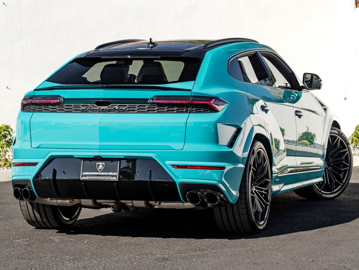 2026 Lamborghini Urus SE