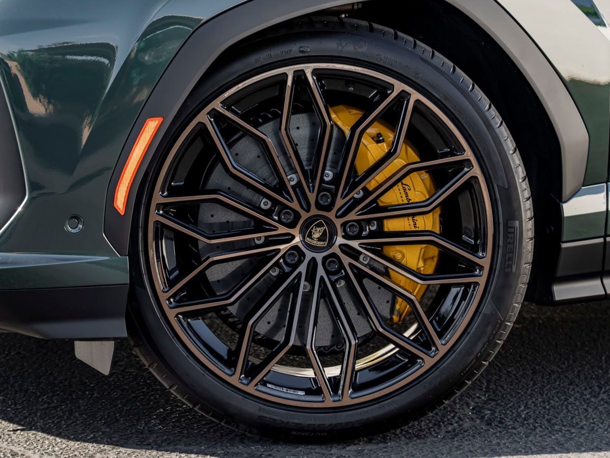 2026 Lamborghini Urus SE