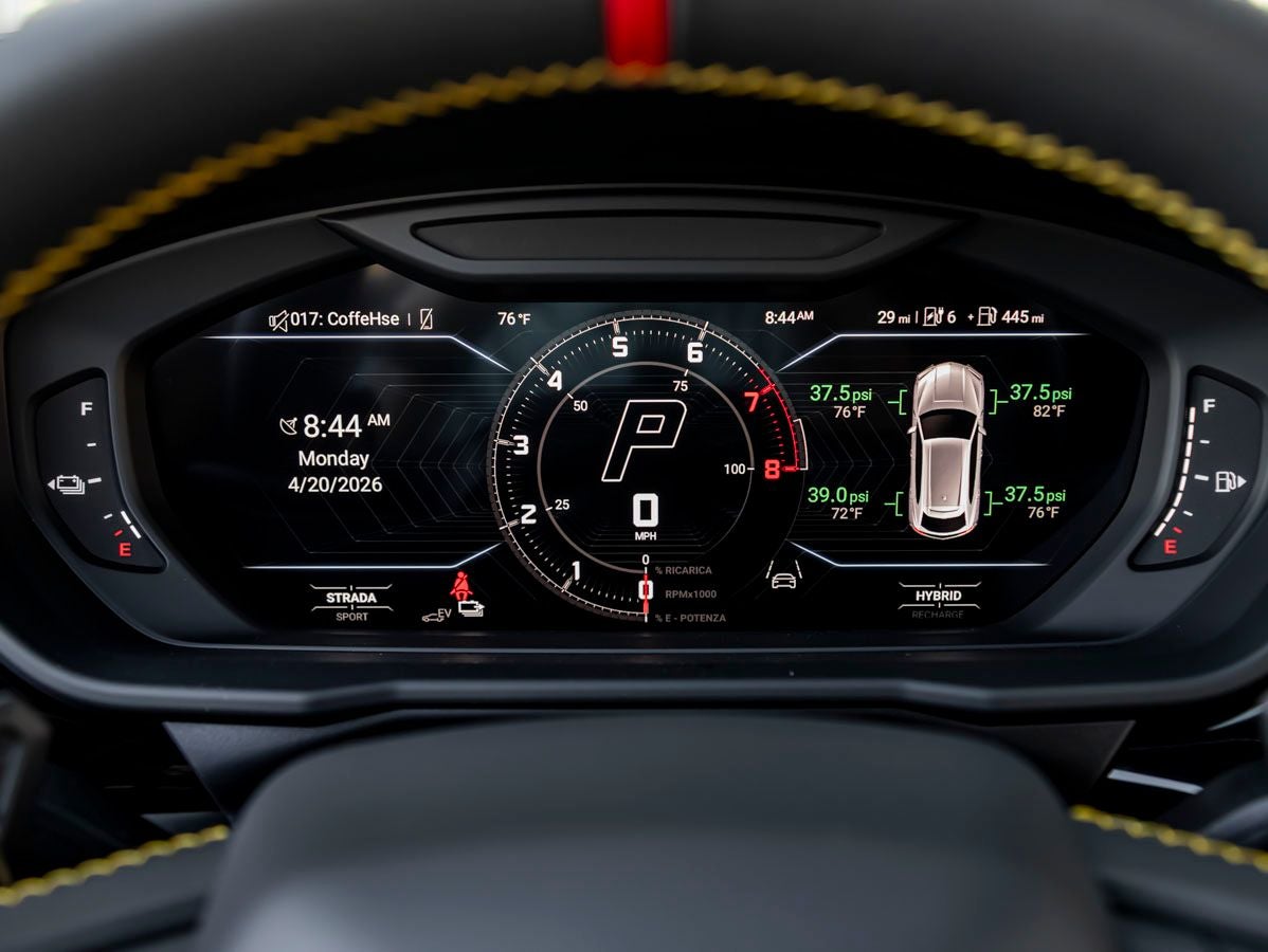 2026 Lamborghini Urus SE