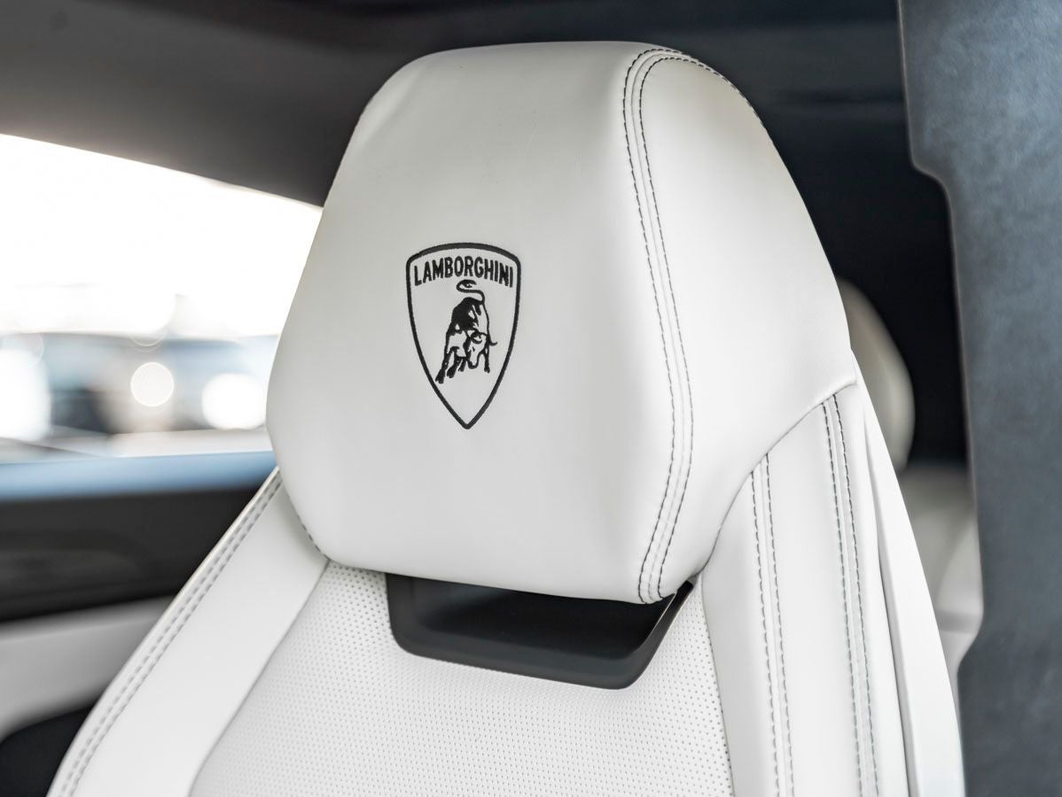 2026 Lamborghini Urus SE