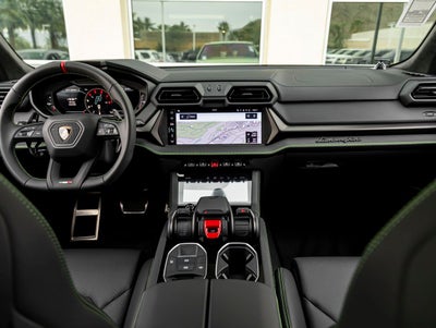 2026 Lamborghini Urus SE