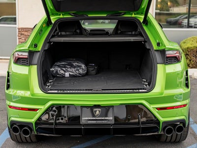 2026 Lamborghini Urus SE