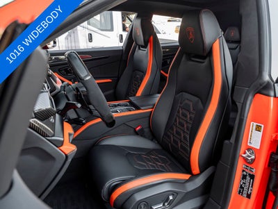 2025 Lamborghini Urus SE