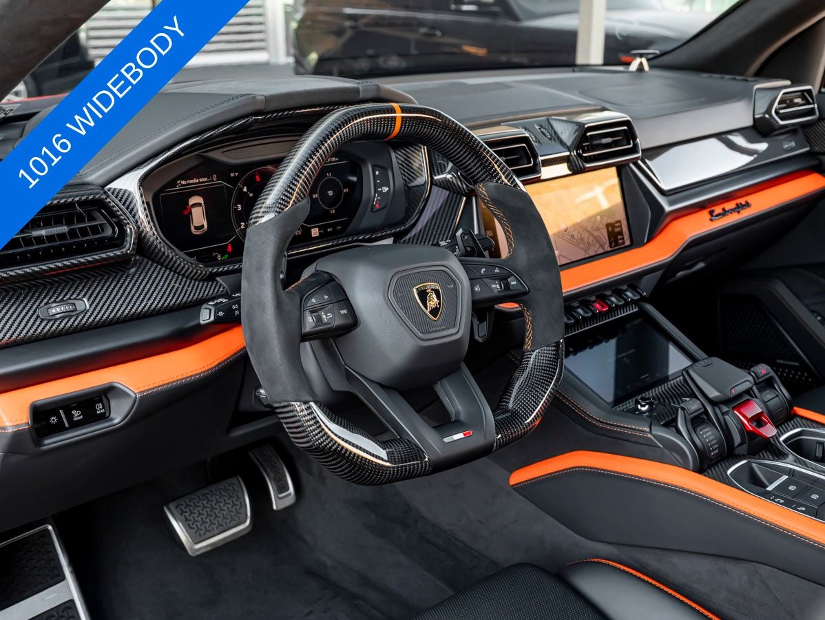2025 Lamborghini Urus SE
