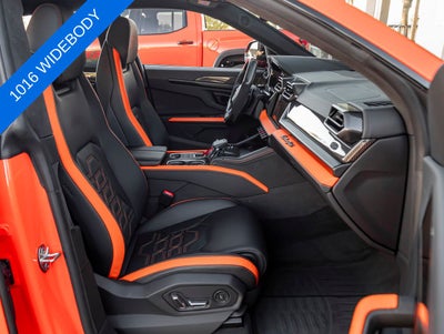 2025 Lamborghini Urus SE