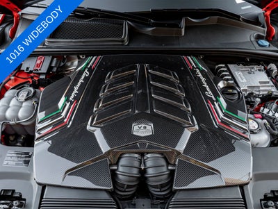 2025 Lamborghini Urus SE