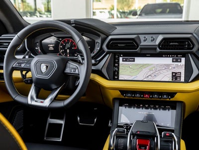 2026 Lamborghini Urus SE