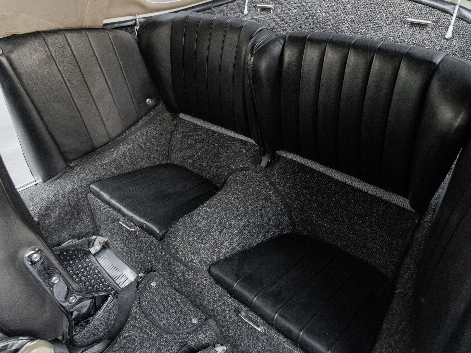 1965 Porsche 356 Base