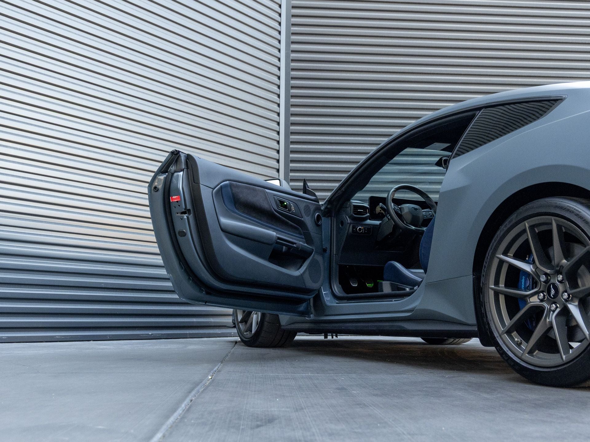 2025 Ford Mustang Dark Horse