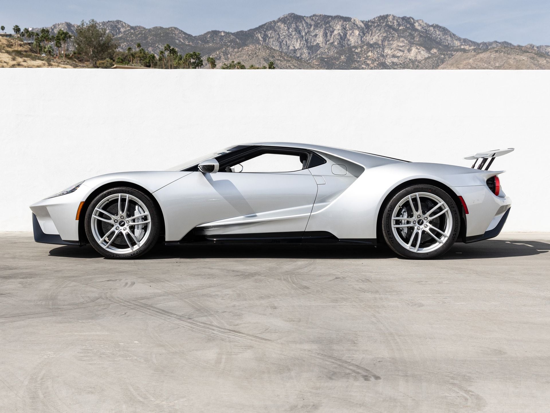 2018 Ford GT Base