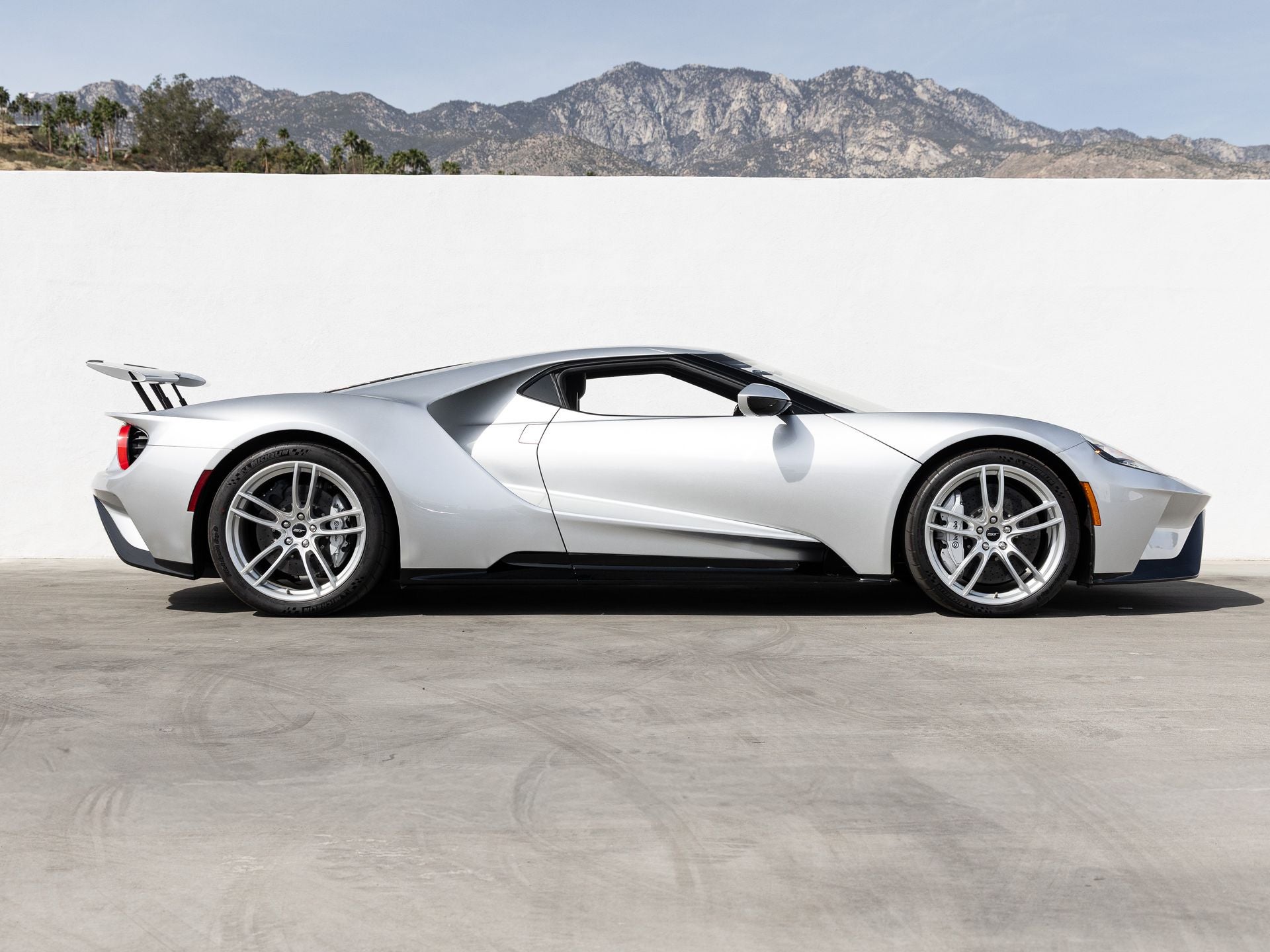 2018 Ford GT Base