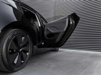 2024 Tesla Model 3 Base