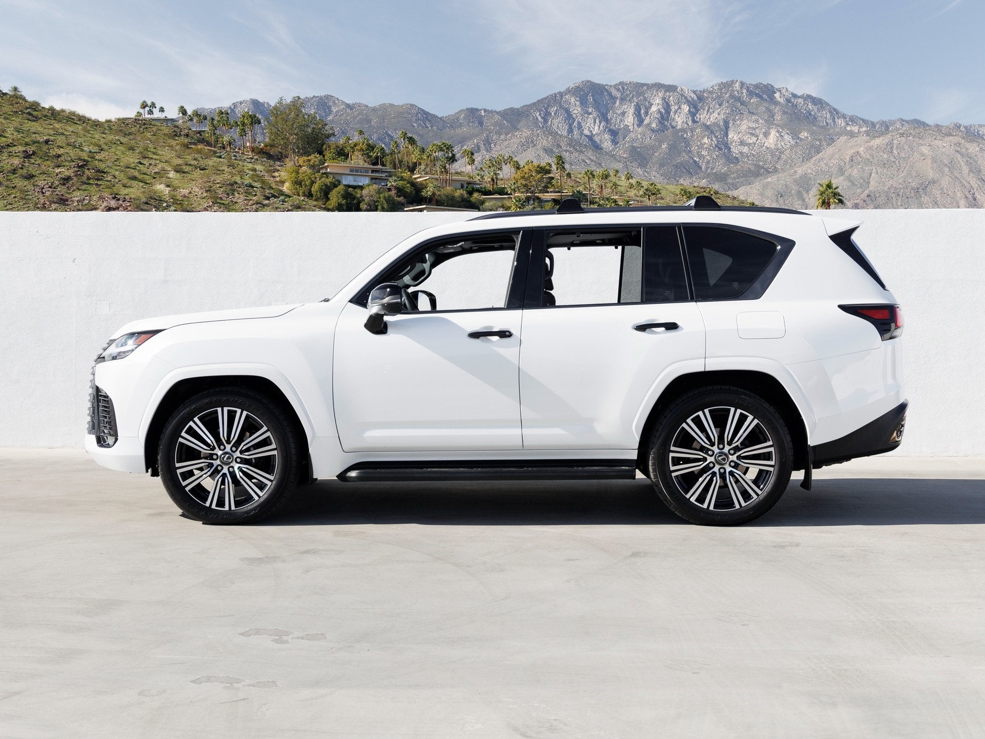 2024 Lexus LX 600 Luxury