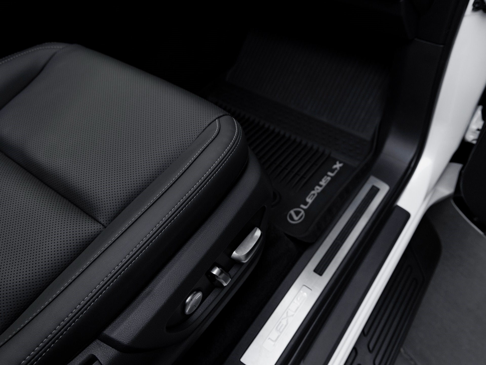 2024 Lexus LX 600 Luxury