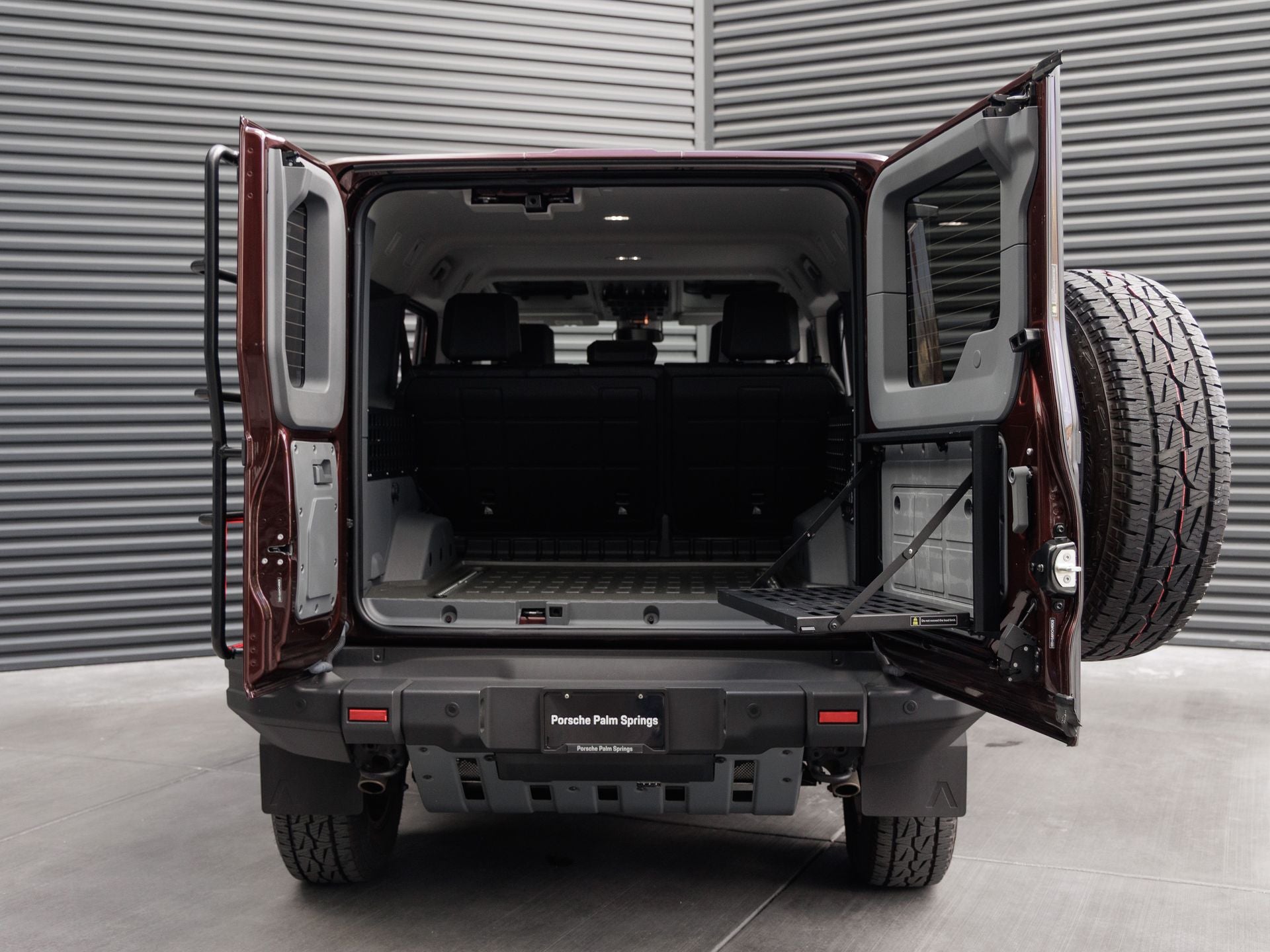 2024 INEOS Grenadier Station Wagon Fieldmaster Edition