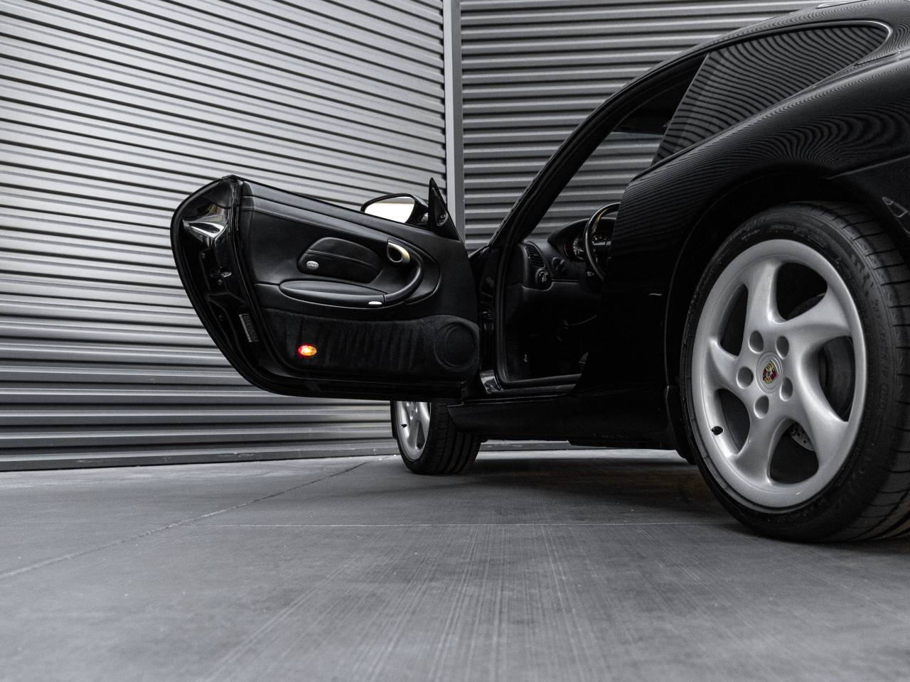 2001 Porsche 911 911 Carrera Coupe