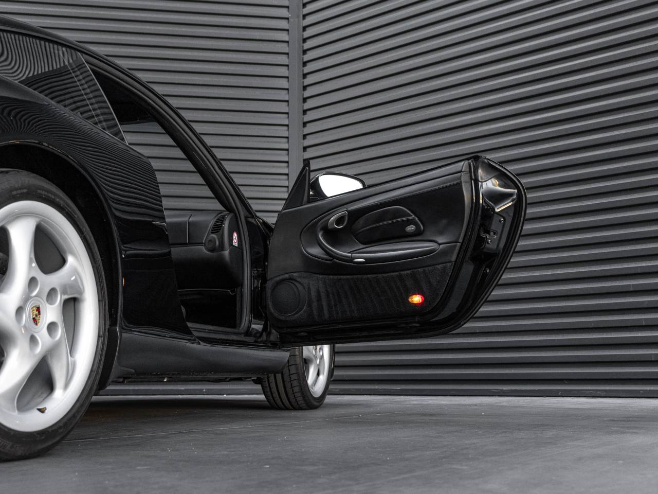 2001 Porsche 911 911 Carrera Coupe