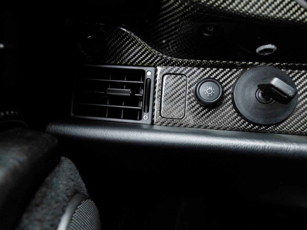 1998 Porsche 911 911 Carrera 4S Coupe