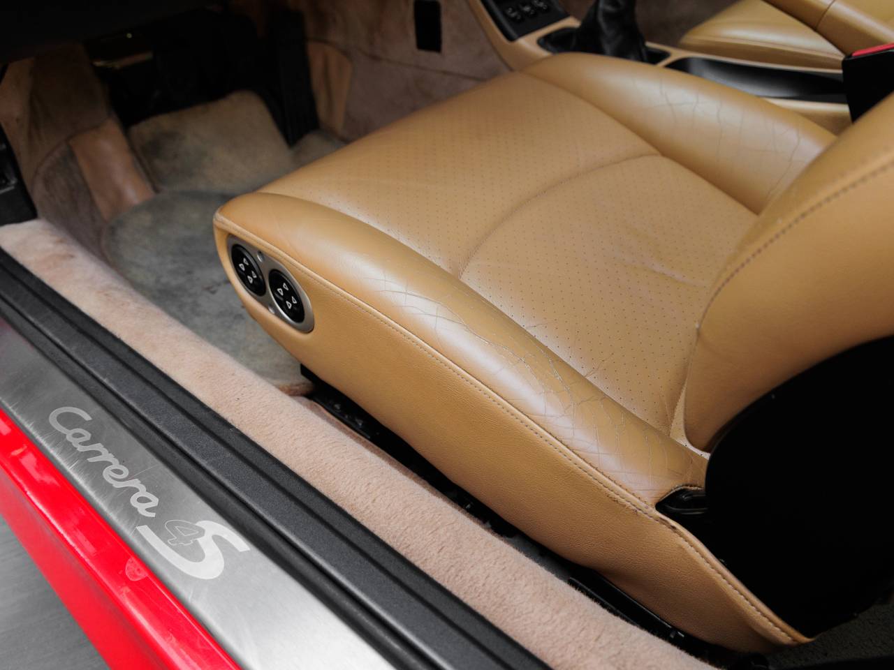 1996 Porsche 911 911 Carrera 4S Coupe