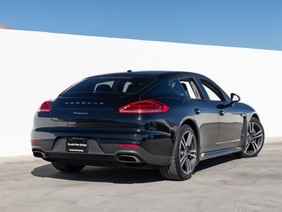 2016 Porsche Panamera Panamera
