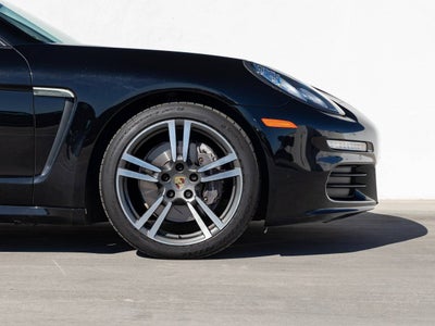 2016 Porsche Panamera Panamera