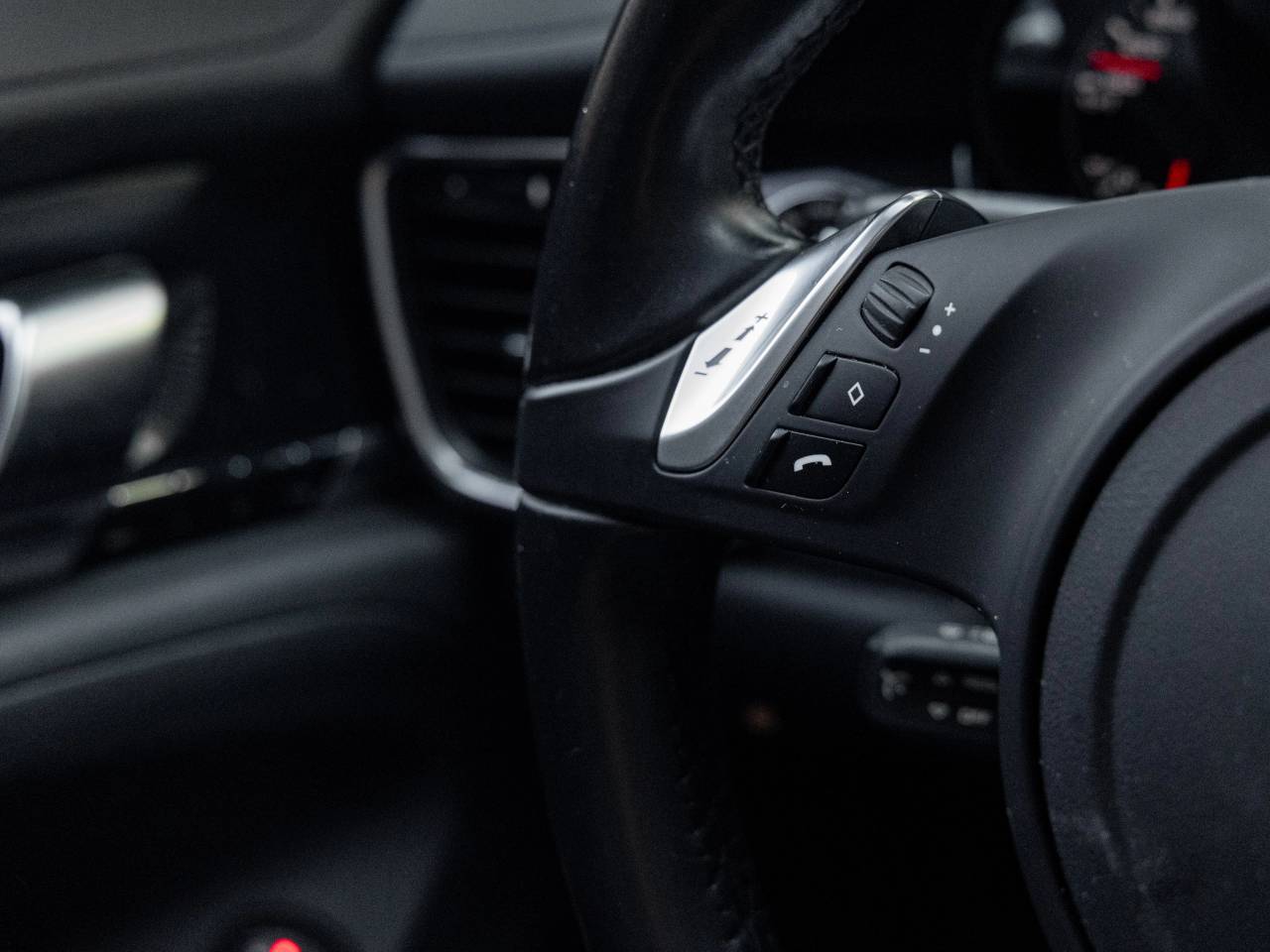 2016 Porsche Panamera Panamera