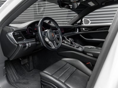 2020 Porsche Panamera Panamera