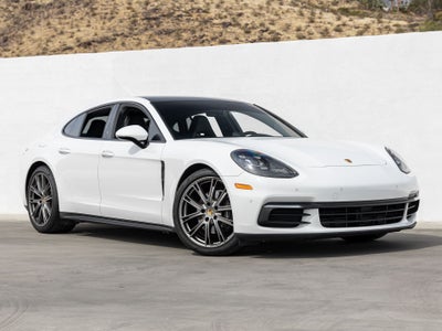 2020 Porsche Panamera Panamera