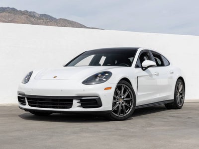 2020 Porsche Panamera Panamera