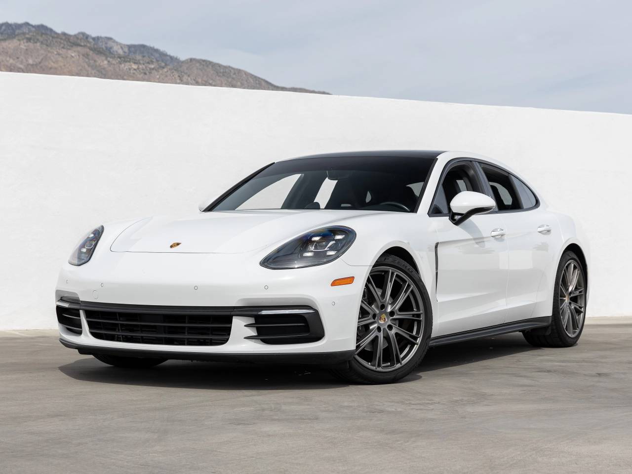 2020 Porsche Panamera Panamera