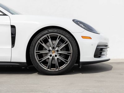 2020 Porsche Panamera Panamera