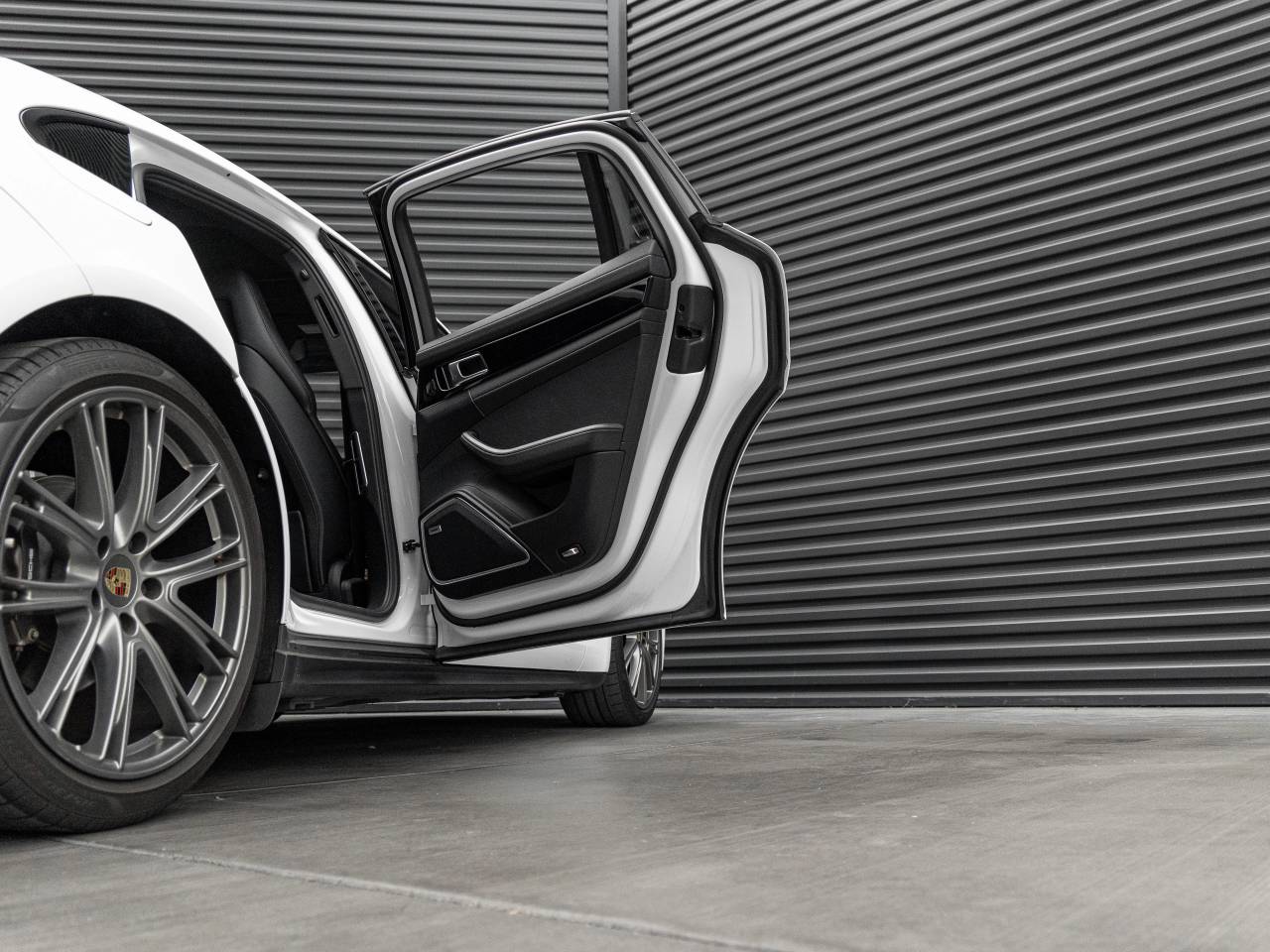 2020 Porsche Panamera Panamera