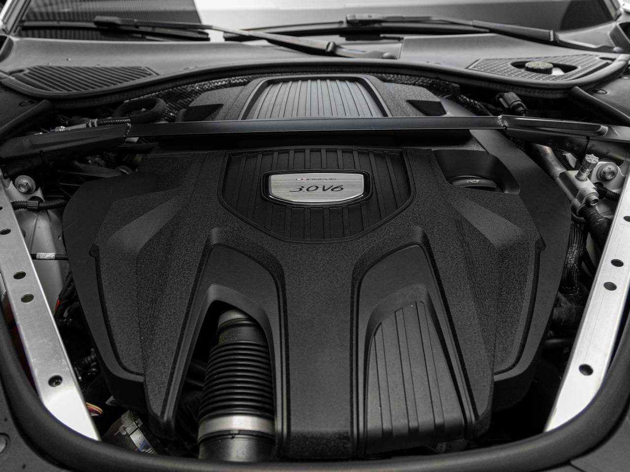 2020 Porsche Panamera Panamera